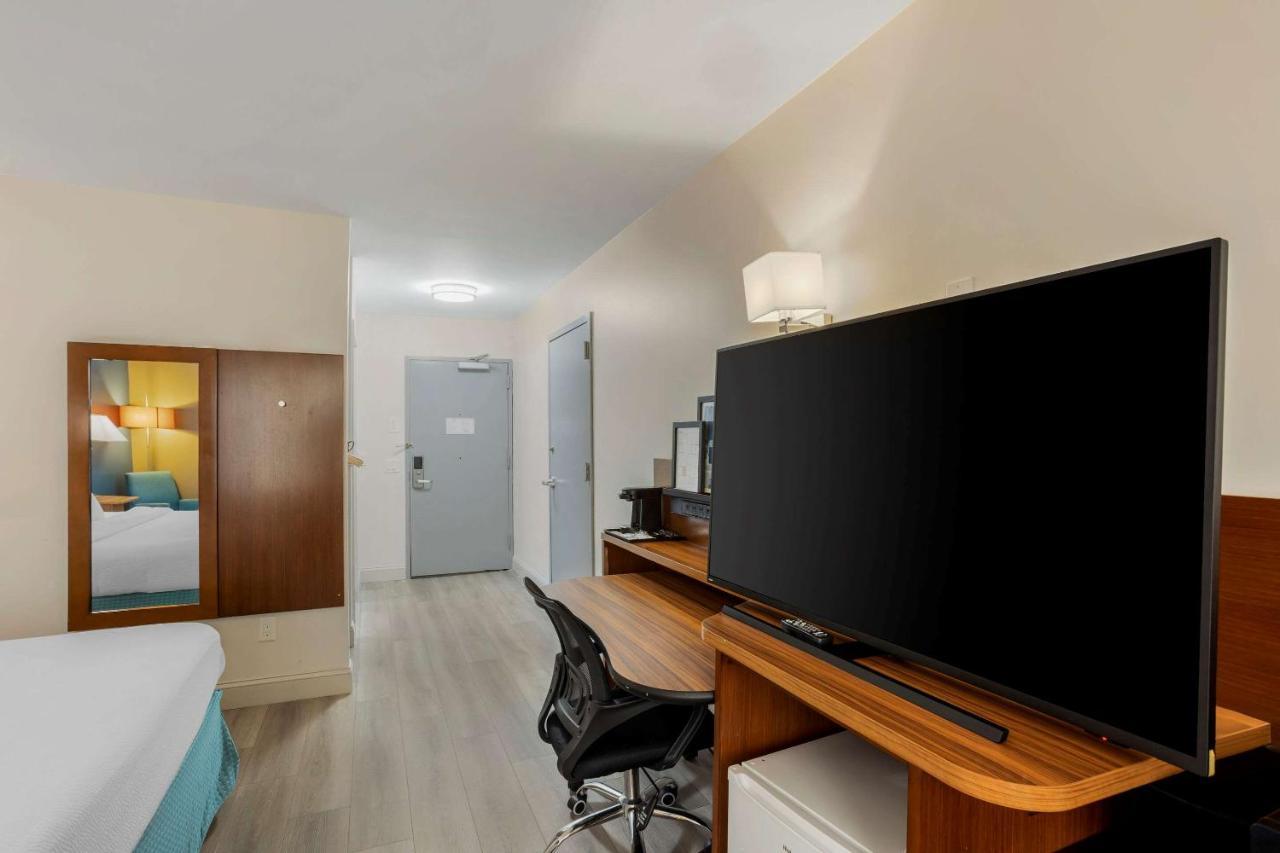 Comfort Inn & Suites Mt Laurel-Philadelphia Mount Laurel Εξωτερικό φωτογραφία